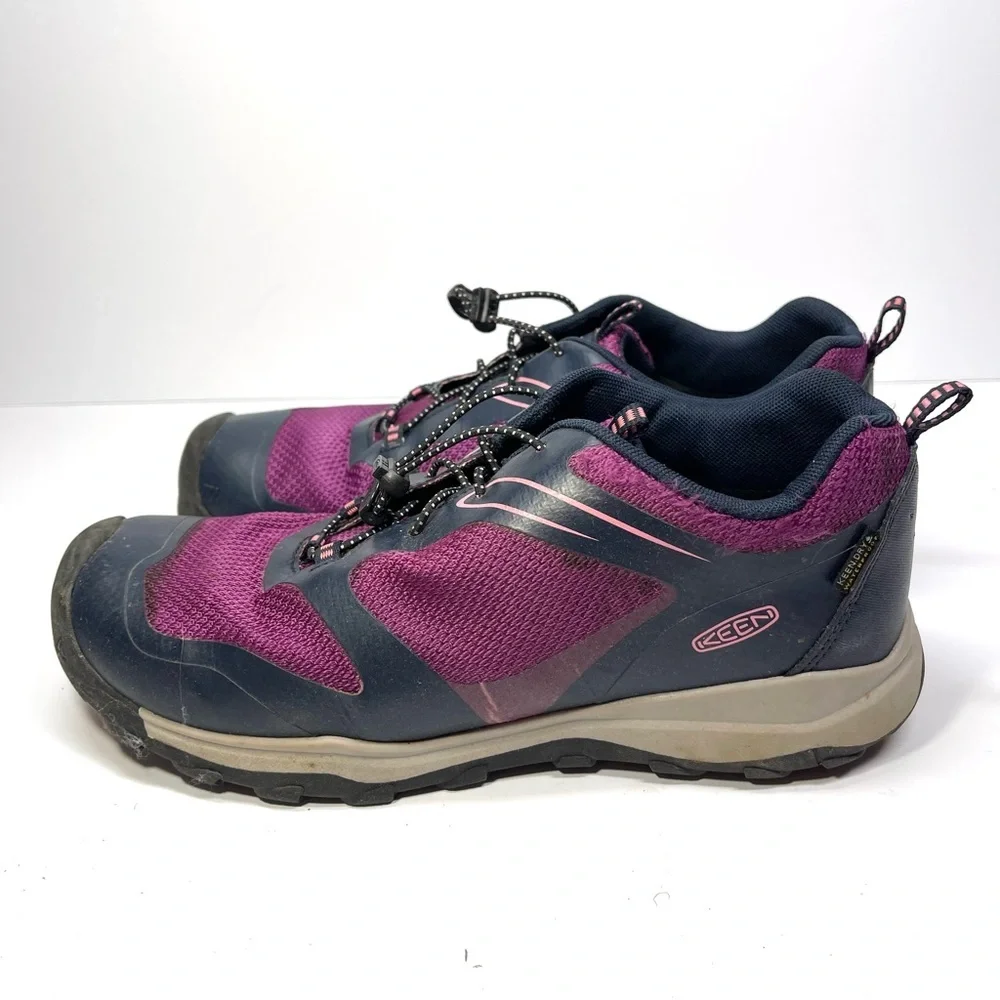 Keen Shoes Wanduro Waterproof Hiking Shoe‎ Size 7 Youth